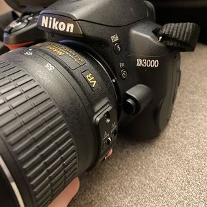 Nikon D3000
